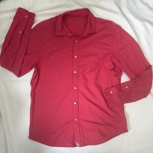 Untuckit slim fit men’s red button down longsleeve size large